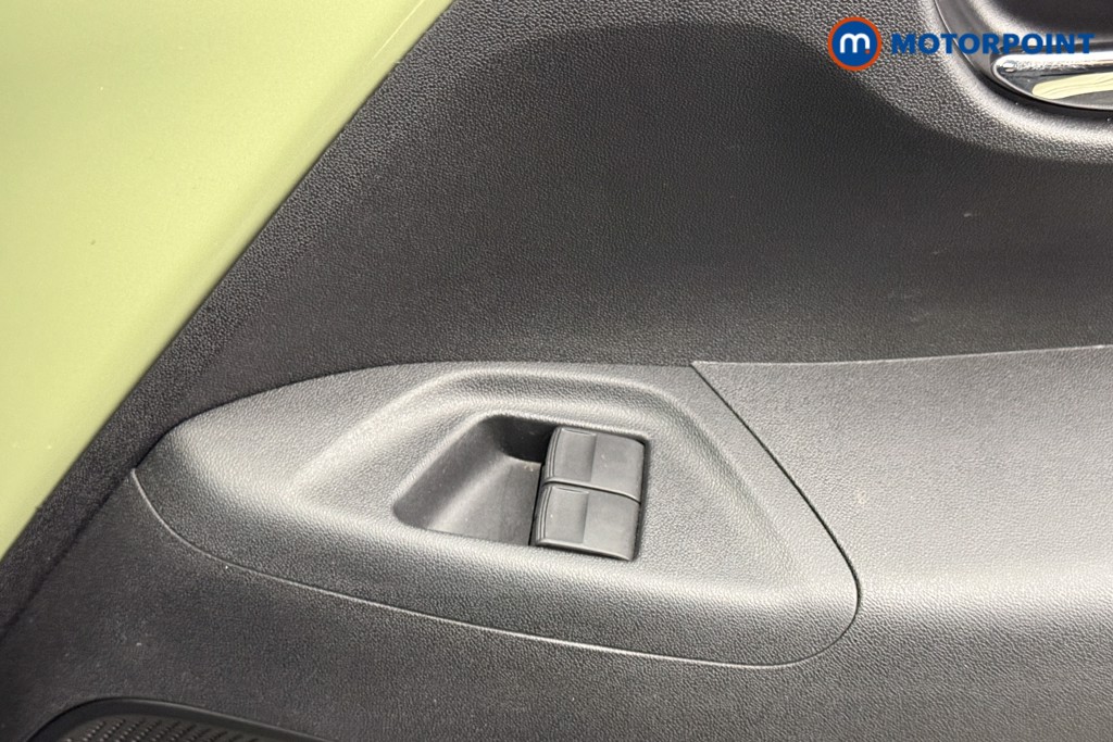 Peugeot 108 Allure Manual Petrol Hatchback - Stock Number (1568497) - 12th supplementary image