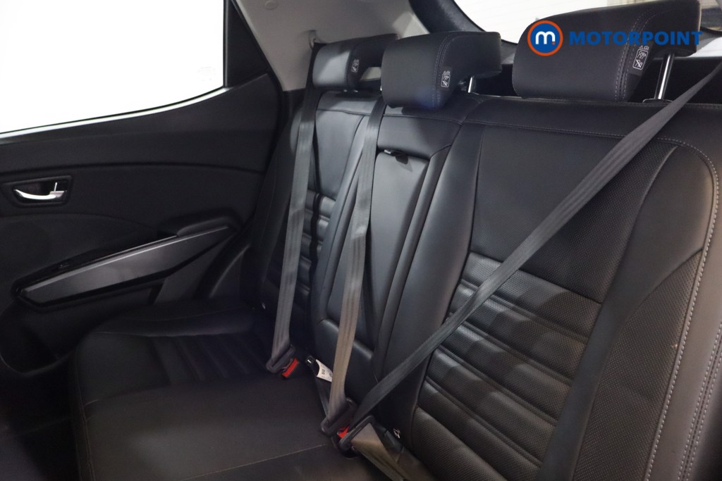 Ssangyong Tivoli Ultimate Manual Petrol SUV - Stock Number (1570256) - 17th supplementary image