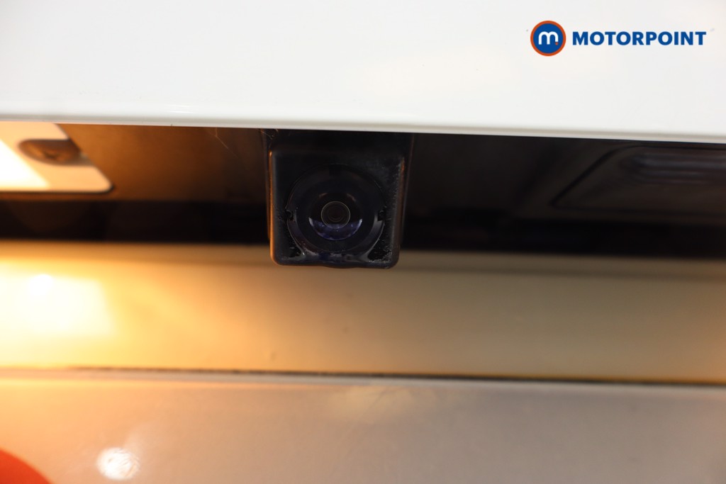 Ssangyong Tivoli Ultimate Manual Petrol SUV - Stock Number (1570256) - 21st supplementary image