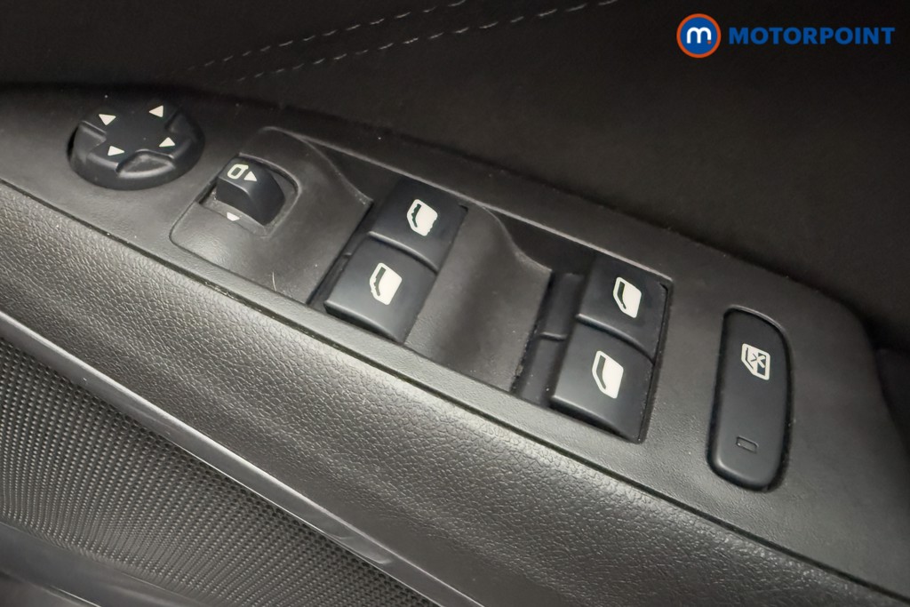 Vauxhall Crossland Ultimate Automatic Petrol SUV - Stock Number (1570271) - 17th supplementary image