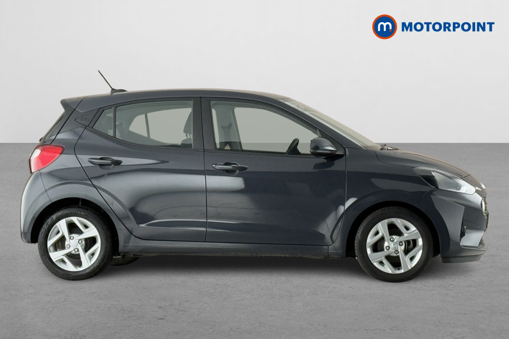 Hyundai I10 Se Connect Automatic Petrol Hatchback - Stock Number (1571495) - Drivers side