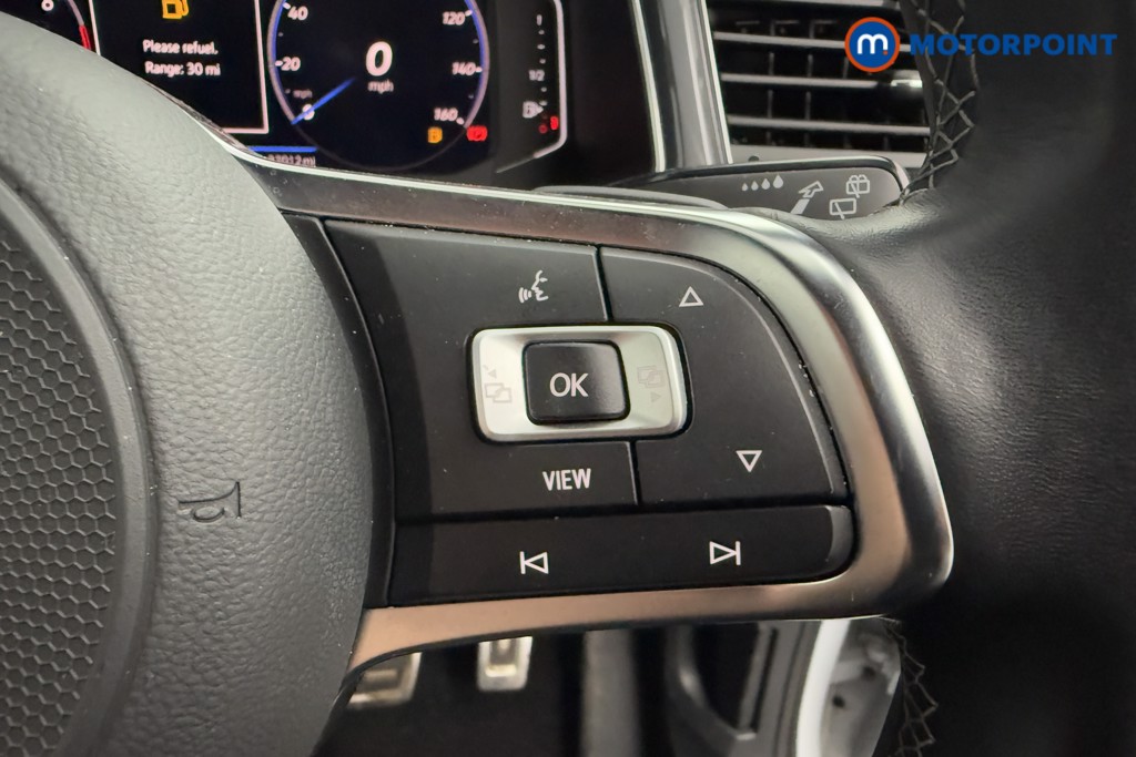 Volkswagen T-Roc R-Line Automatic Petrol SUV - Stock Number (1571934) - 5th supplementary image