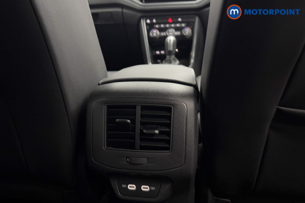 Volkswagen T-Roc R-Line Automatic Petrol SUV - Stock Number (1571934) - 23rd supplementary image