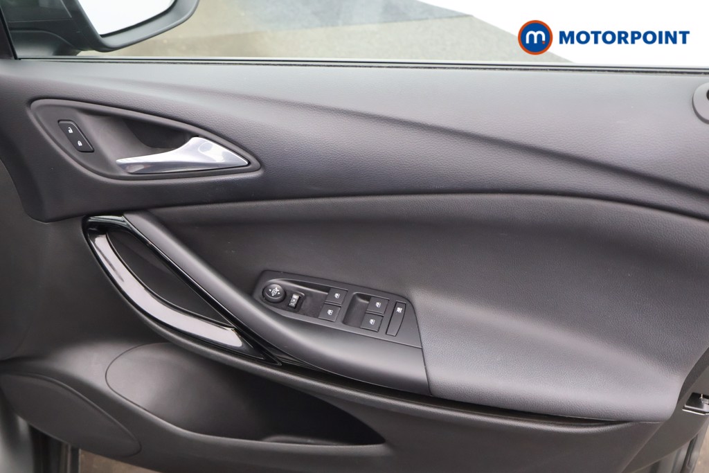 Vauxhall Astra Elite Nav Automatic Petrol Hatchback - Stock Number (1572725) - 12th supplementary image