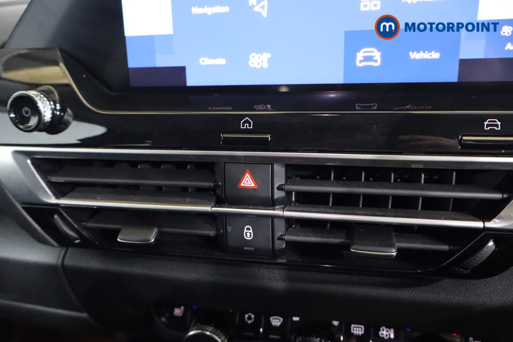 Citroen C4 Shine Plus Automatic Electric Hatchback - Stock Number (1574525) - 11th supplementary image