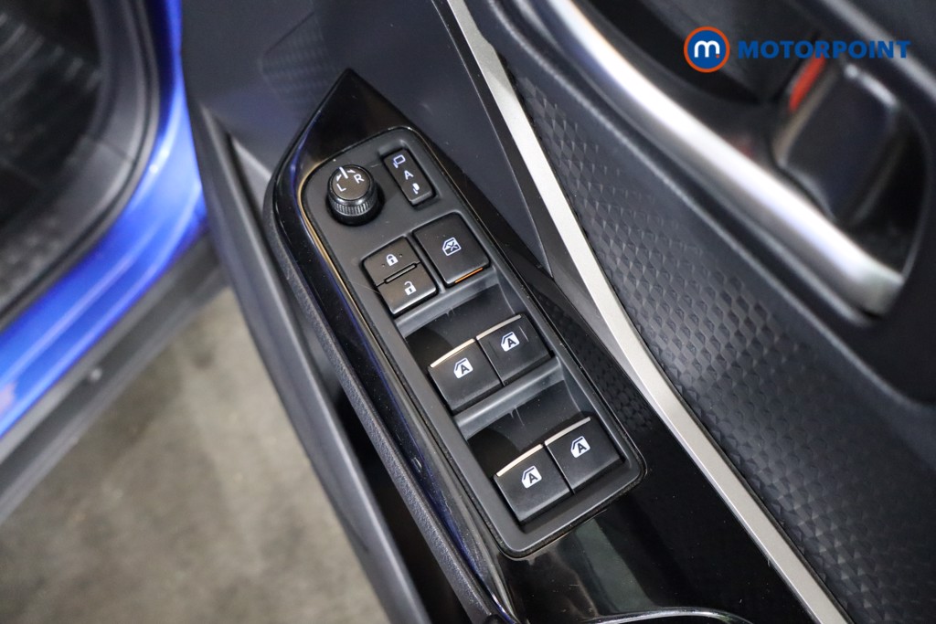 Toyota C-Hr Design Manual Petrol SUV - Stock Number (1575684) - 17th supplementary image