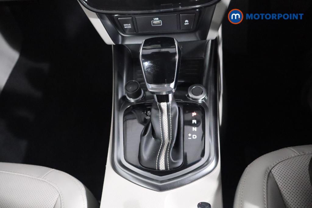 Ssangyong Tivoli Ultimate Automatic Petrol SUV - Stock Number (1578417) - 4th supplementary image