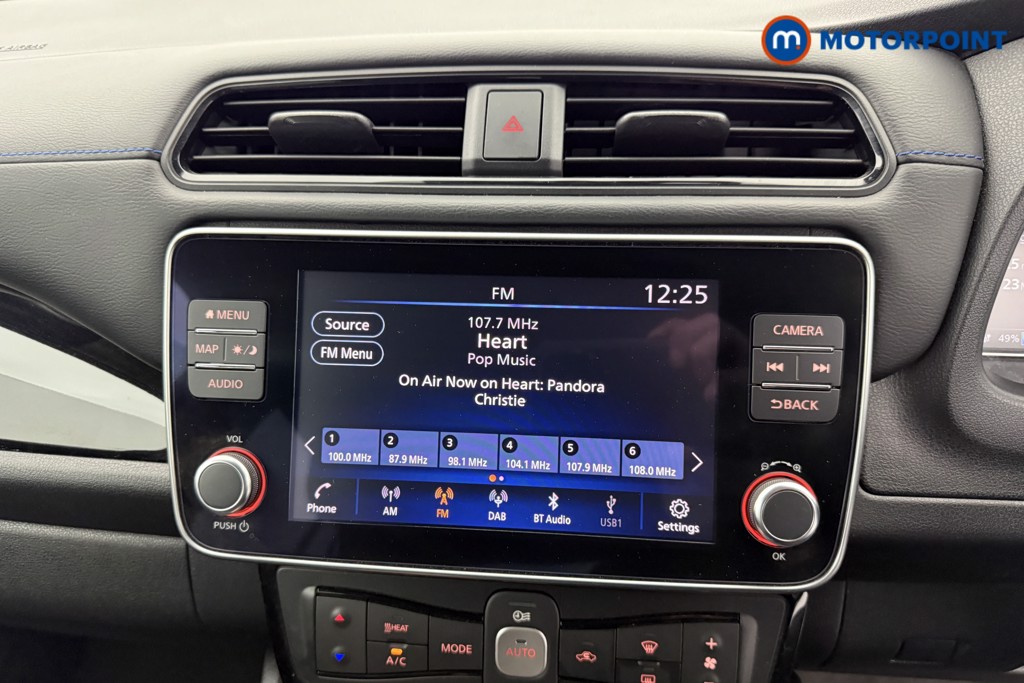 Nissan Leaf N-Connecta Automatic Electric Hatchback - Stock Number (1578429) - 6th supplementary image