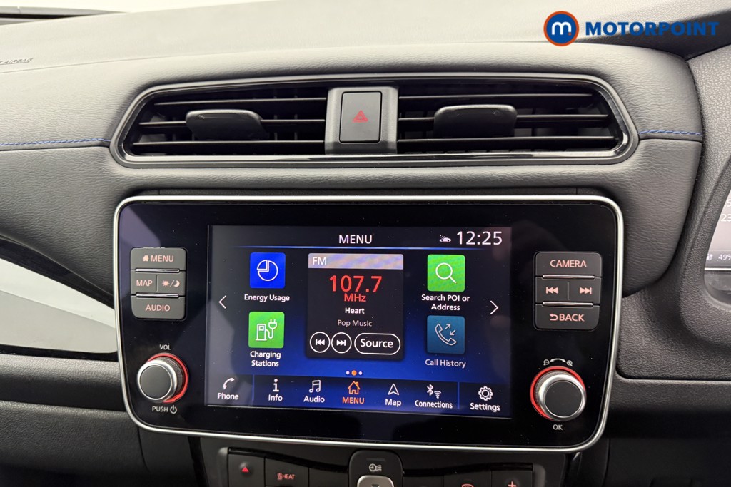 Nissan Leaf N-Connecta Automatic Electric Hatchback - Stock Number (1578429) - 8th supplementary image