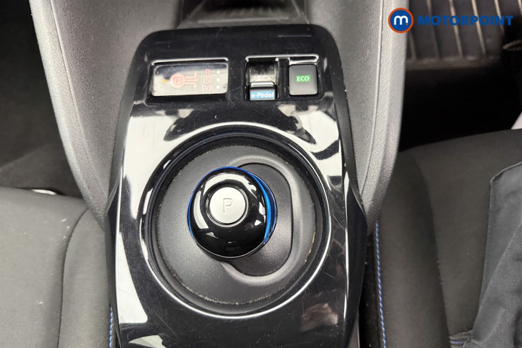 Nissan Leaf N-Connecta Automatic Electric Hatchback - Stock Number (1578429) - 13th supplementary image