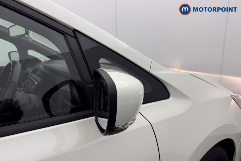 Nissan Leaf N-Connecta Automatic Electric Hatchback - Stock Number (1578429) - 19th supplementary image