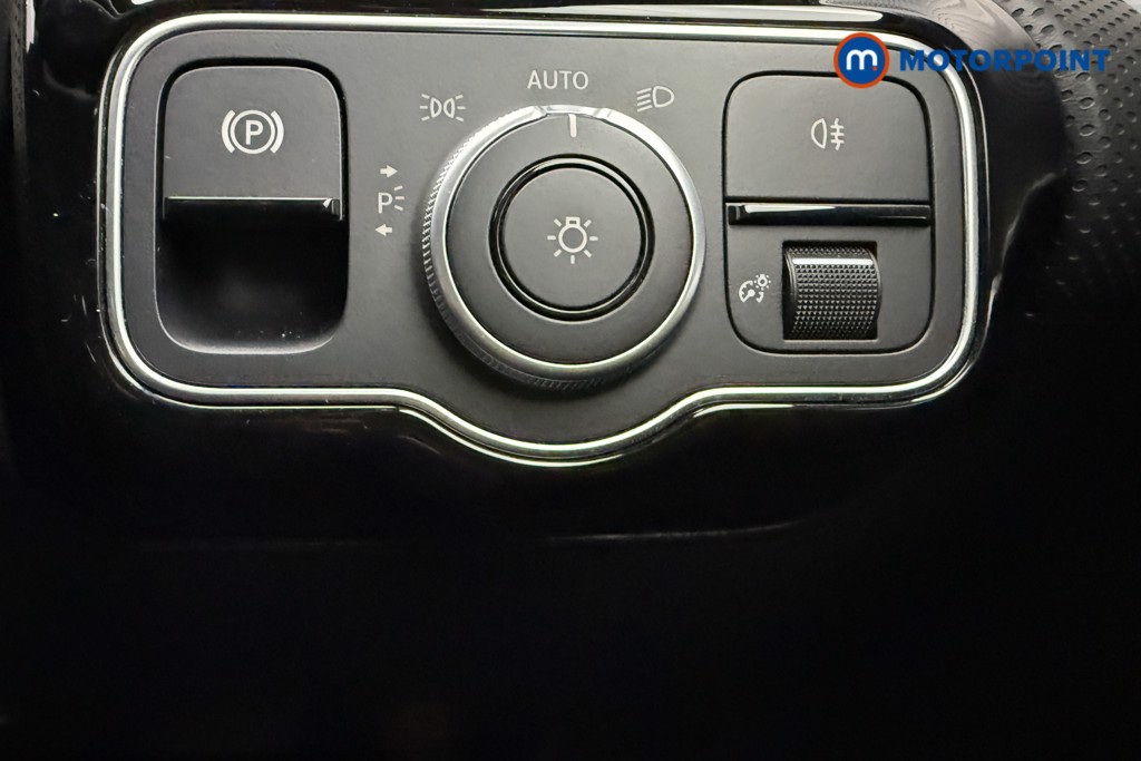 Mercedes-Benz A Class Amg Line Automatic Petrol Hatchback - Stock Number (1578891) - 17th supplementary image