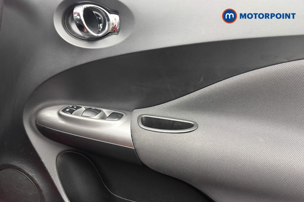 Nissan Juke Acenta Manual Petrol SUV - Stock Number (1579200) - 16th supplementary image