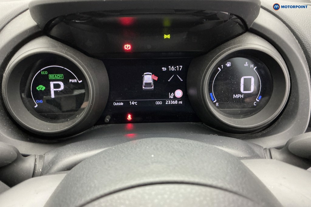 Toyota Yaris Design Automatic Petrol-Electric Hybrid Hatchback - Stock Number (1580636) - 9th supplementary image