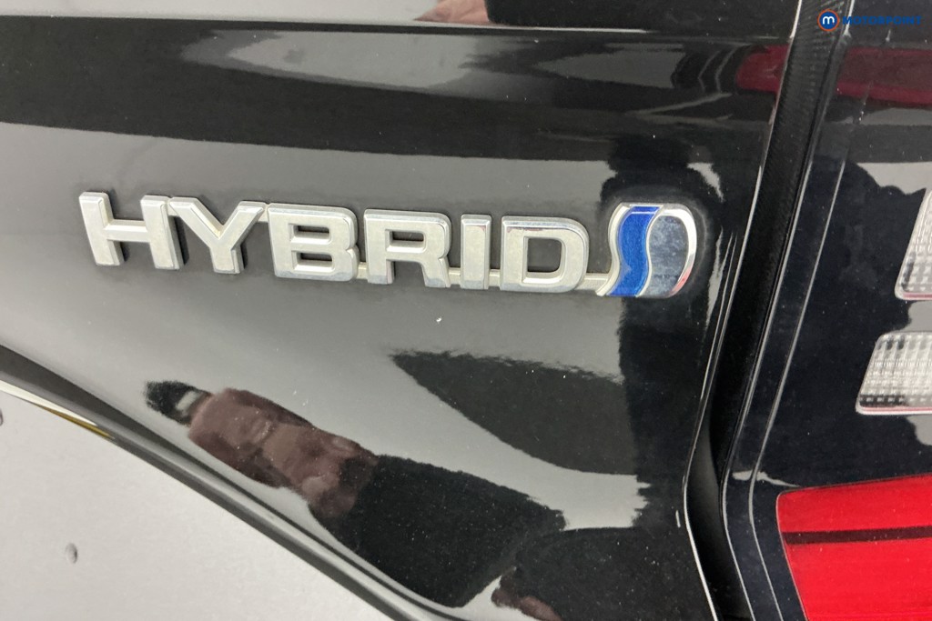 Toyota Yaris Design Automatic Petrol-Electric Hybrid Hatchback - Stock Number (1580636) - 31st supplementary image