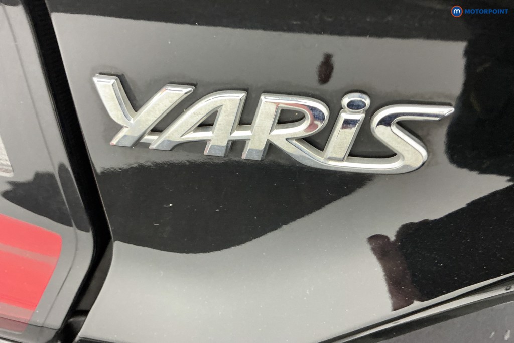 Toyota Yaris Design Automatic Petrol-Electric Hybrid Hatchback - Stock Number (1580636) - 33rd supplementary image