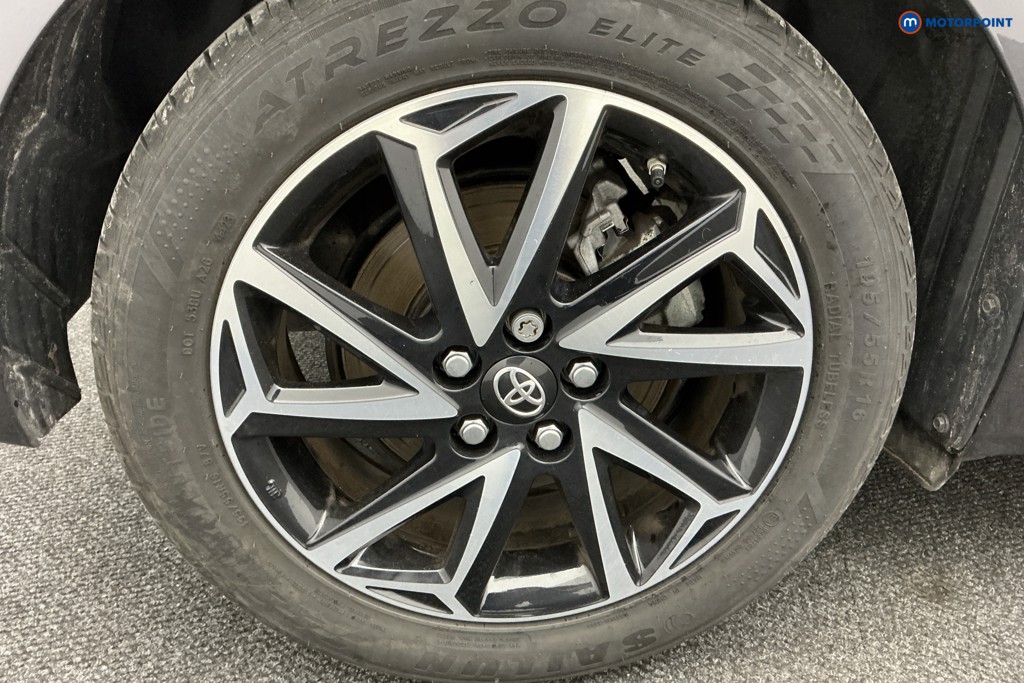 Toyota Yaris Design Automatic Petrol-Electric Hybrid Hatchback - Stock Number (1580636) - 34th supplementary image