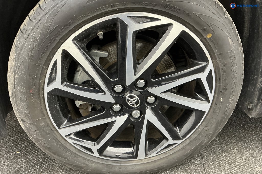 Toyota Yaris Design Automatic Petrol-Electric Hybrid Hatchback - Stock Number (1580636) - 36th supplementary image