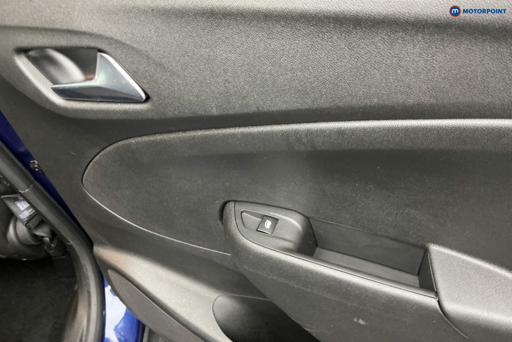 Vauxhall Crossland Ultimate Manual Petrol SUV - Stock Number (1581393) - 25th supplementary image