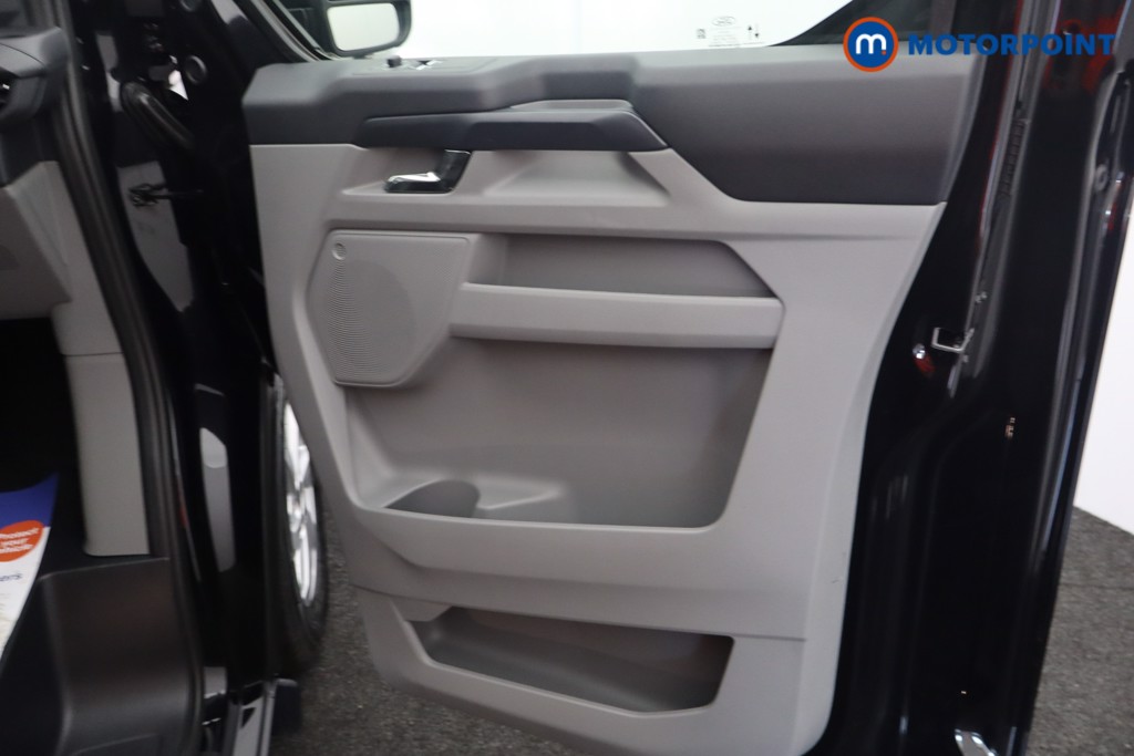 Ford Transit Custom Limited Manual Diesel Crew Bus - Stock Number (1582448) - 13th supplementary image