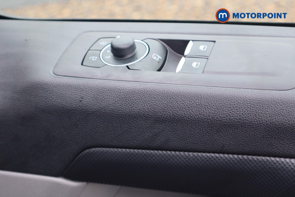 Ford Transit Custom Limited Manual Diesel Crew Bus - Stock Number (1582451) - 20th supplementary image