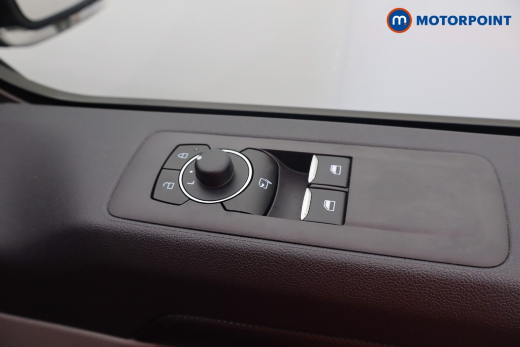 Ford Transit Custom Limited Manual Diesel Crew Bus - Stock Number (1582455) - 12th supplementary image