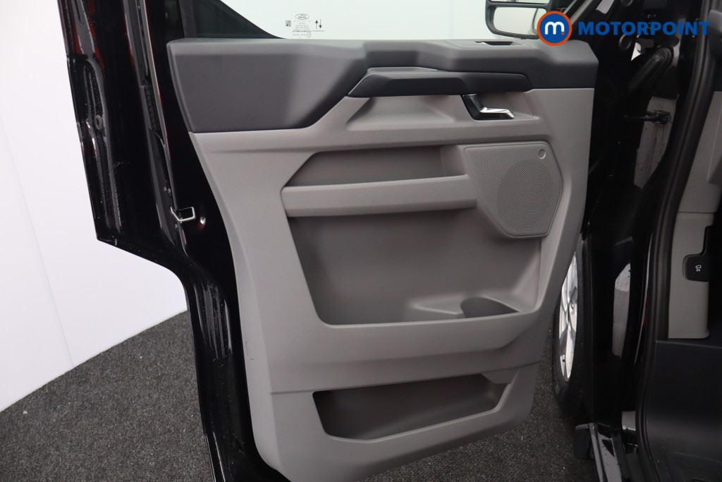 Ford Transit Custom Limited Manual Diesel Crew Bus - Stock Number (1582455) - 19th supplementary image
