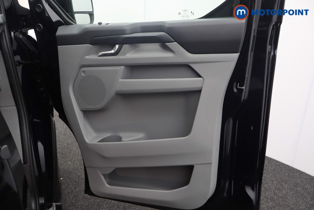 Ford Transit Custom Limited Manual Diesel Crew Bus - Stock Number (1582459) - 18th supplementary image