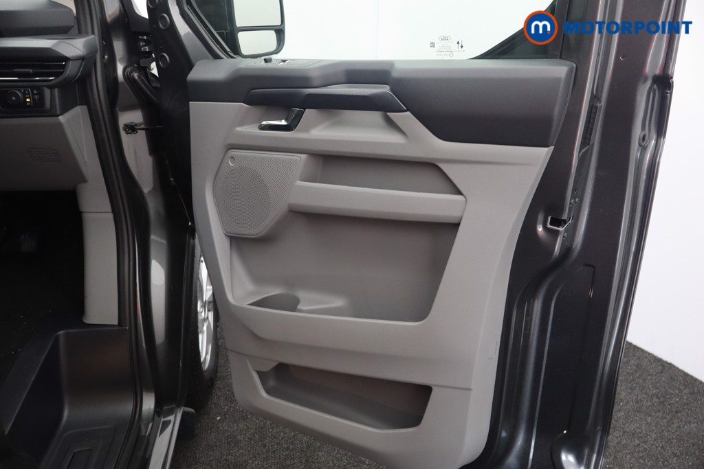 Ford Transit Custom Limited Manual Diesel Crew Bus - Stock Number (1582469) - 15th supplementary image