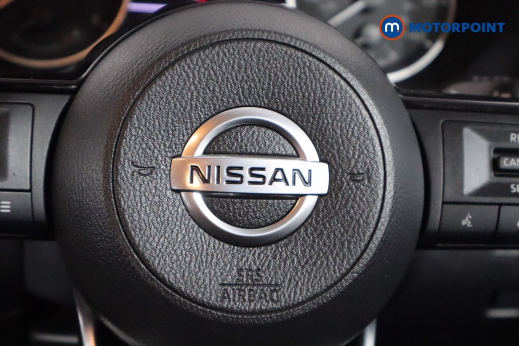 Nissan Qashqai Acenta Premium Manual Petrol SUV - Stock Number (1582819) - 17th supplementary image