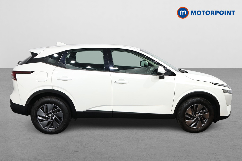Nissan Qashqai Acenta Premium Manual Petrol SUV - Stock Number (1582819) - Drivers side
