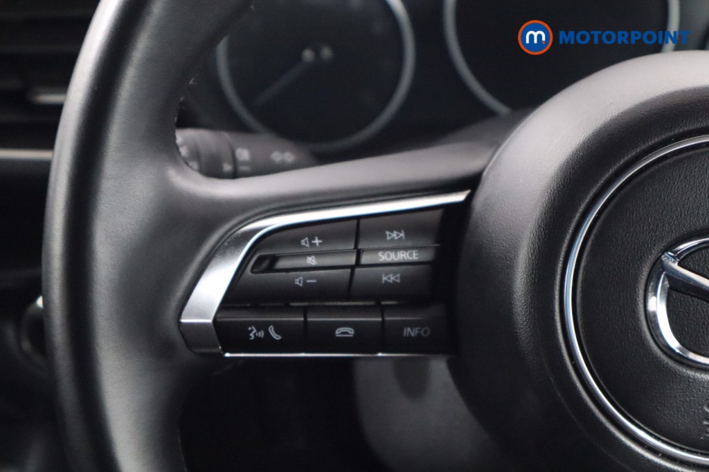 Mazda 3 Exclusive-Line Manual Petrol Hatchback - Stock Number (1583578) - 7th supplementary image