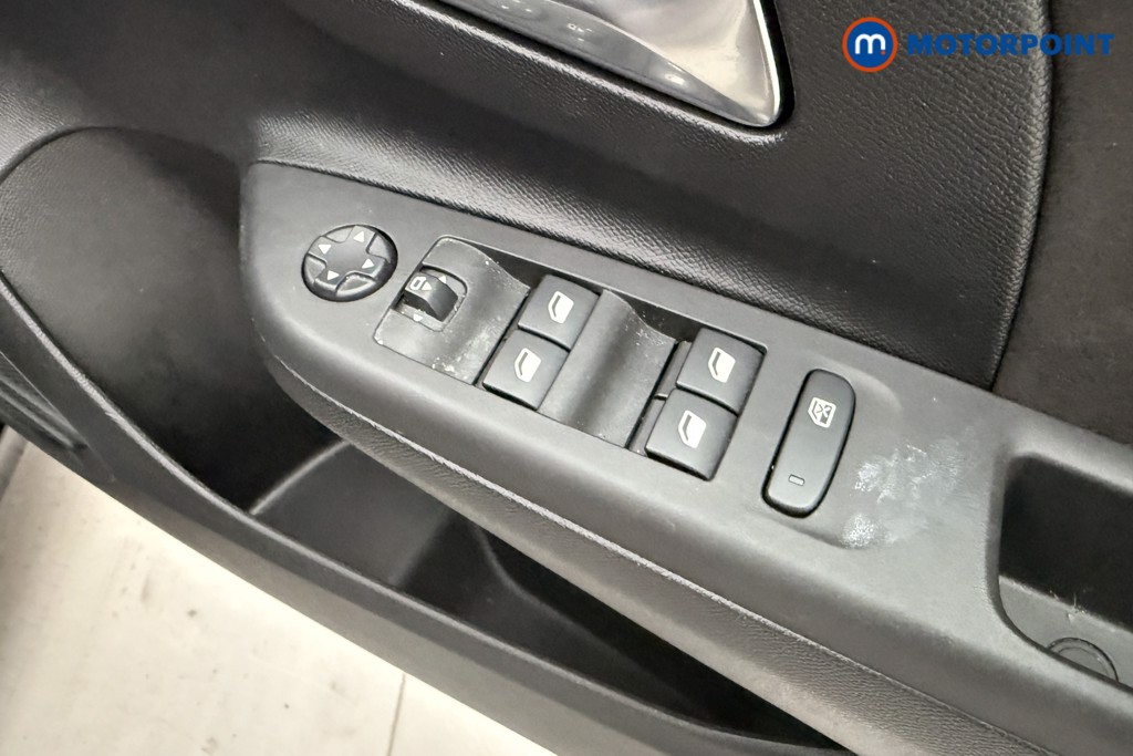Vauxhall Corsa Ultimate Manual Petrol Hatchback - Stock Number (1584030) - 20th supplementary image
