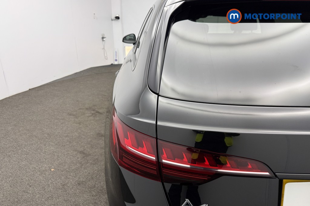 Audi A4 Black Edition Manual Petrol Estate - Stock Number (1584228) - 5th supplementary image