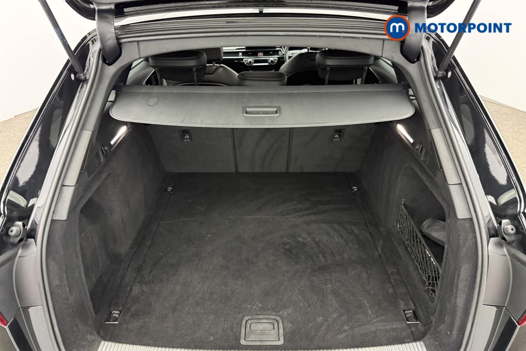 Audi A4 Black Edition Manual Petrol Estate - Stock Number (1584228) - 7th supplementary image