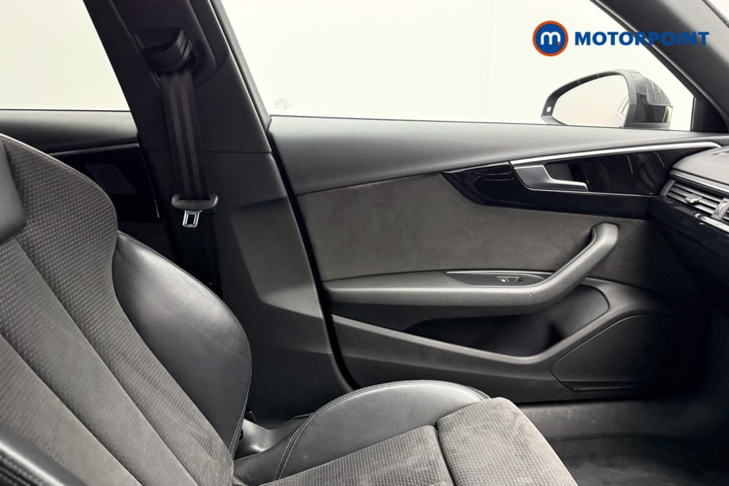 Audi A4 Black Edition Manual Petrol Estate - Stock Number (1584228) - 25th supplementary image