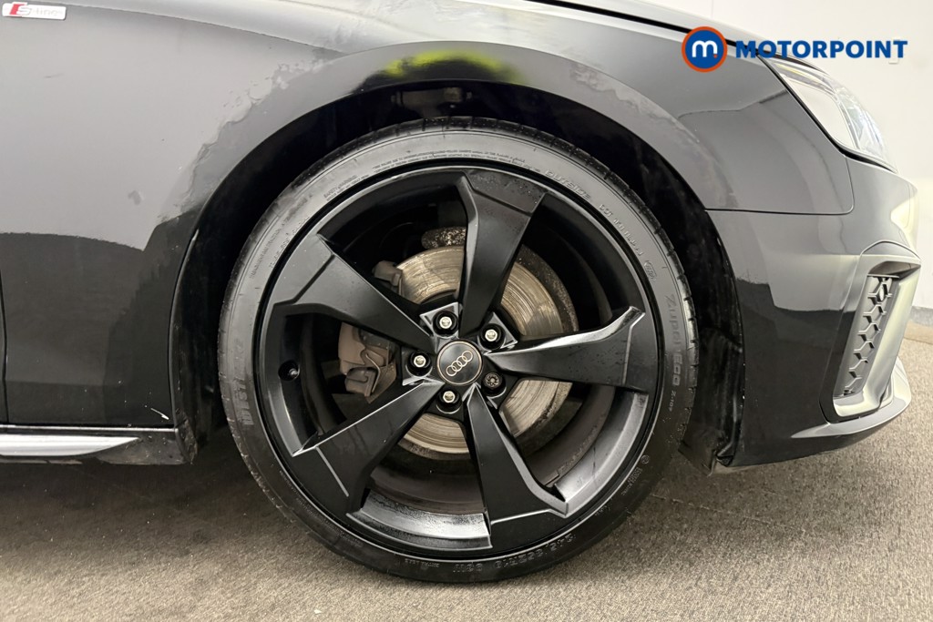 Audi A4 Black Edition Manual Petrol Estate - Stock Number (1584228) - 29th supplementary image