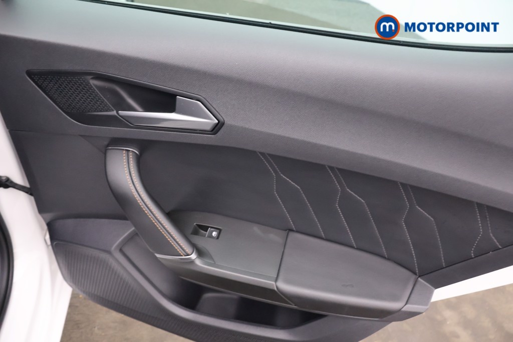 Cupra Leon VZ2 Automatic Petrol Hatchback - Stock Number (1584326) - 17th supplementary image