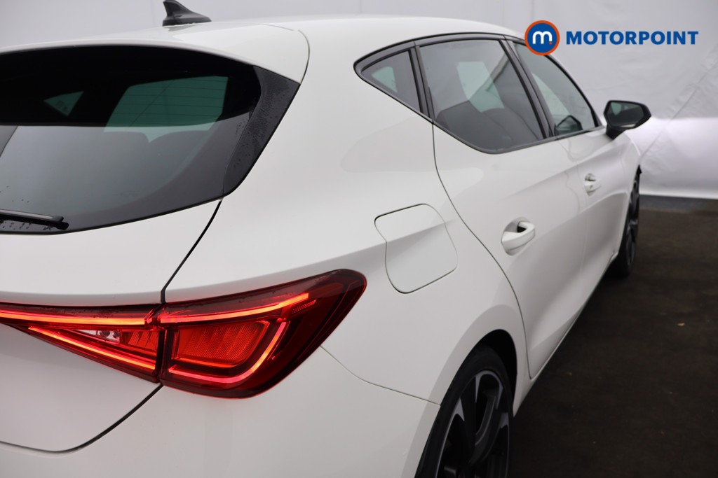 Cupra Leon VZ2 Automatic Petrol Hatchback - Stock Number (1584326) - 23rd supplementary image