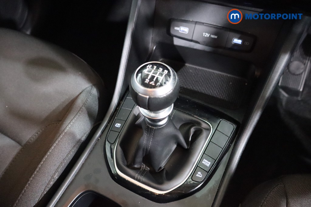 Hyundai Tucson Se Connect Manual Petrol SUV - Stock Number (1584327) - 13th supplementary image