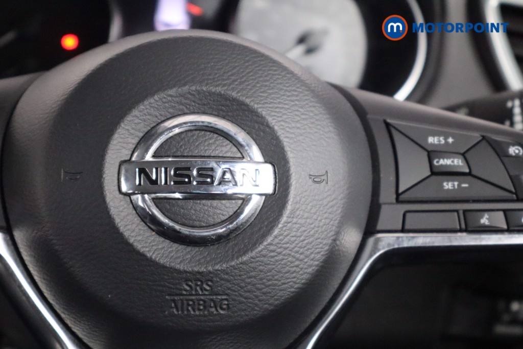 Nissan Qashqai Acenta Premium Manual Diesel SUV - Stock Number (1585433) - 17th supplementary image