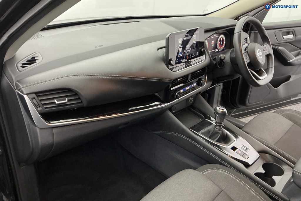 Nissan Qashqai N-Connecta Manual Petrol SUV - Stock Number (1586227) - 8th supplementary image