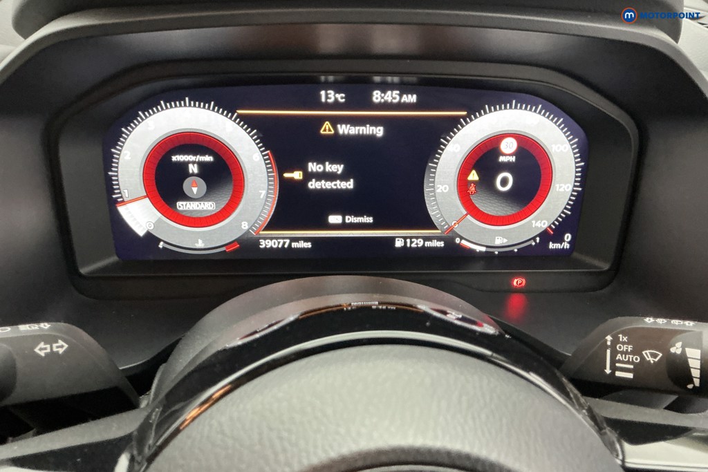 Nissan Qashqai N-Connecta Manual Petrol SUV - Stock Number (1586227) - 9th supplementary image