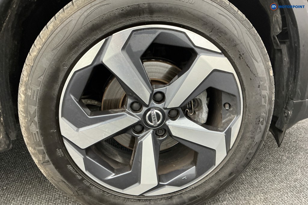 Nissan Qashqai N-Connecta Manual Petrol SUV - Stock Number (1586227) - 33rd supplementary image