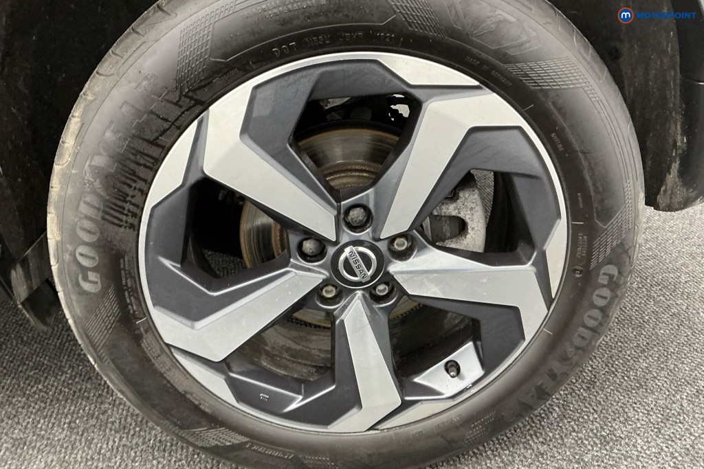 Nissan Qashqai N-Connecta Manual Petrol SUV - Stock Number (1586227) - 35th supplementary image