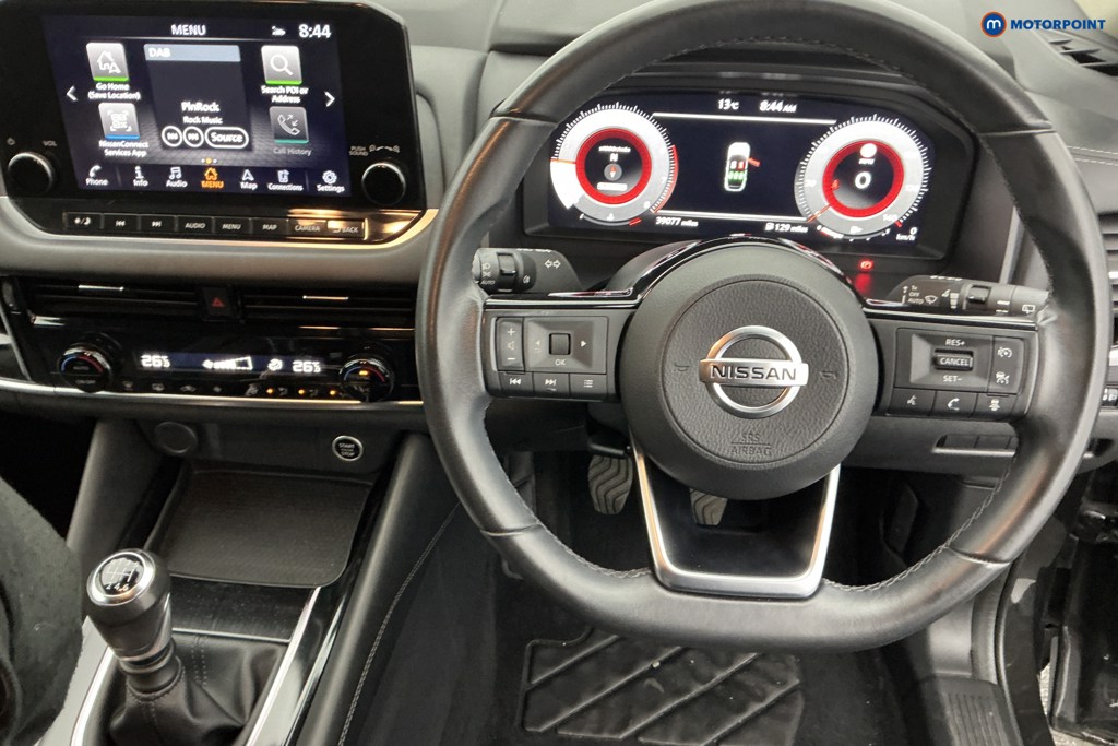 Nissan Qashqai N-Connecta Manual Petrol SUV - Stock Number (1586227) - 1st supplementary image