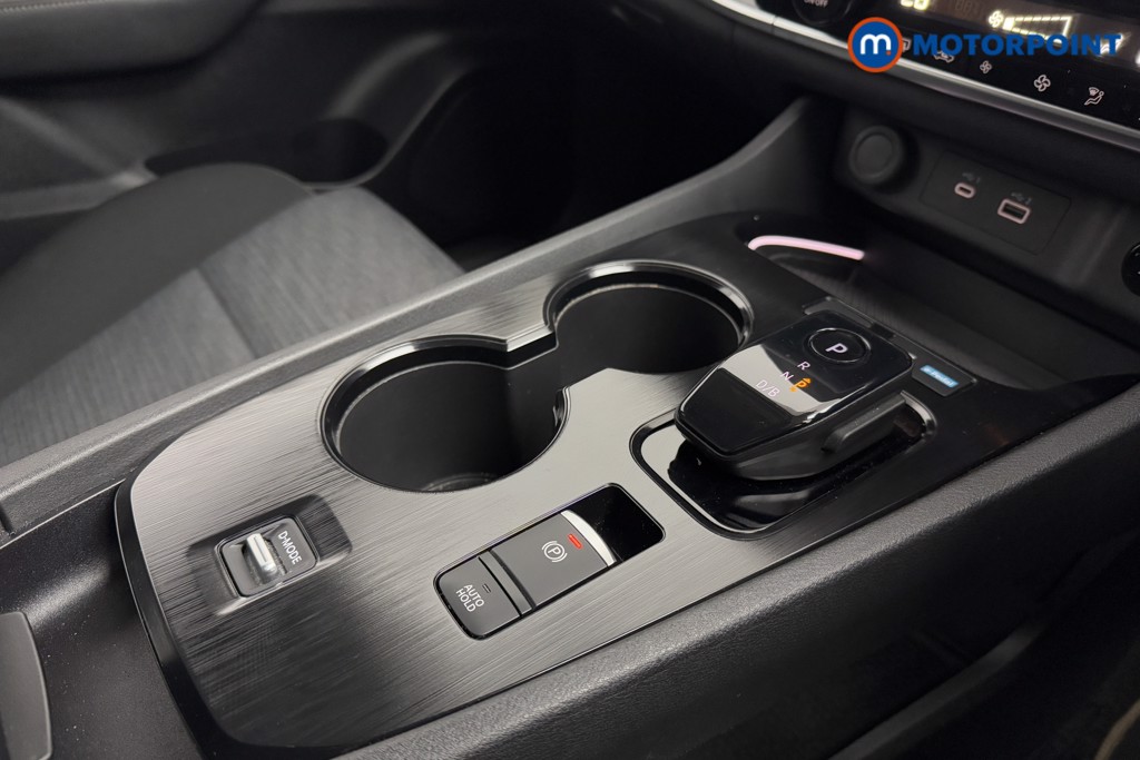 Nissan X-Trail N-Connecta Automatic Petrol-Electric Hybrid SUV - Stock Number (1586279) - 13th supplementary image