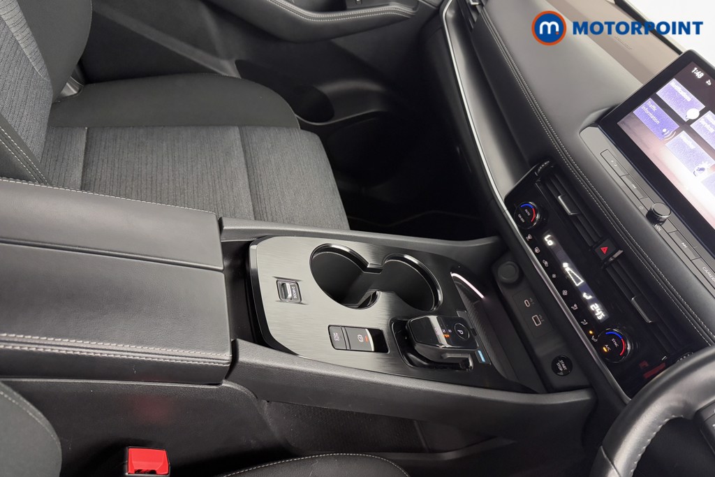 Nissan X-Trail N-Connecta Automatic Petrol-Electric Hybrid SUV - Stock Number (1586279) - 15th supplementary image