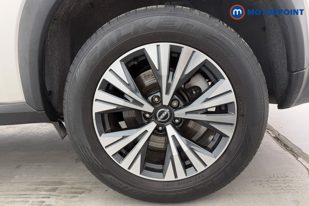 Nissan X-Trail N-Connecta Automatic Petrol-Electric Hybrid SUV - Stock Number (1586279) - 32nd supplementary image