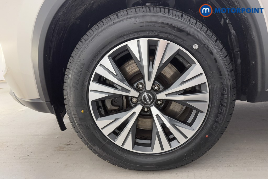 Nissan X-Trail N-Connecta Automatic Petrol-Electric Hybrid SUV - Stock Number (1586279) - 33rd supplementary image